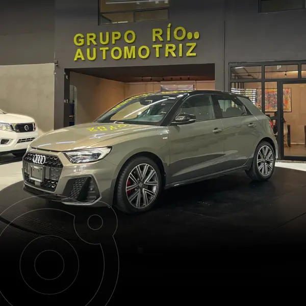 Foto Audi A1 2.0T S Line usado (2020) color Gris Oscuro financiado en mensualidades(enganche $48,755 mensualidades desde $9,896)