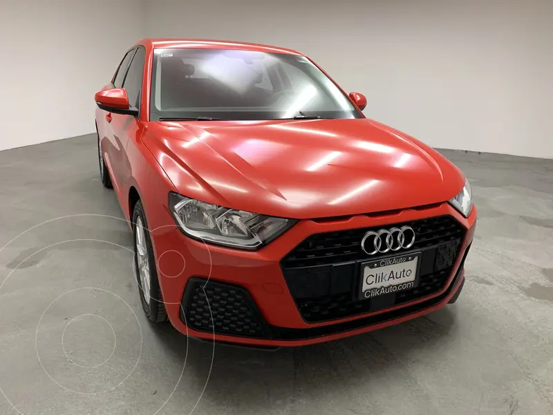 Foto Audi A1 1.0T Cool usado (2020) color Rojo financiado en mensualidades(enganche $70,000 mensualidades desde $11,000)