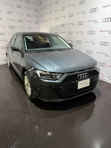 Foto Audi A1 30 TFSI Cool usado (2024) color Gris precio $560,000