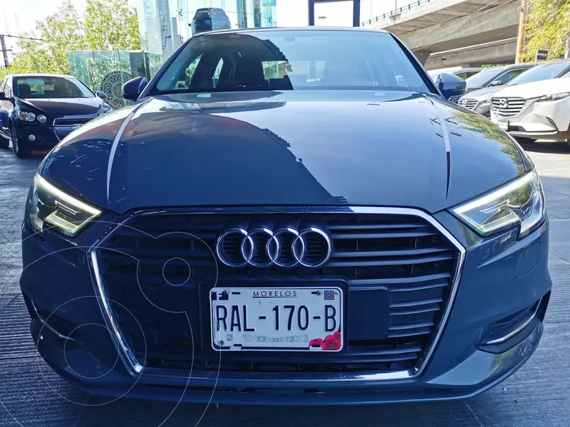 Foto Audi A3 Convertible Cabriolet 40 TFSI Select Aut usado (2019) color Gris precio $460,000