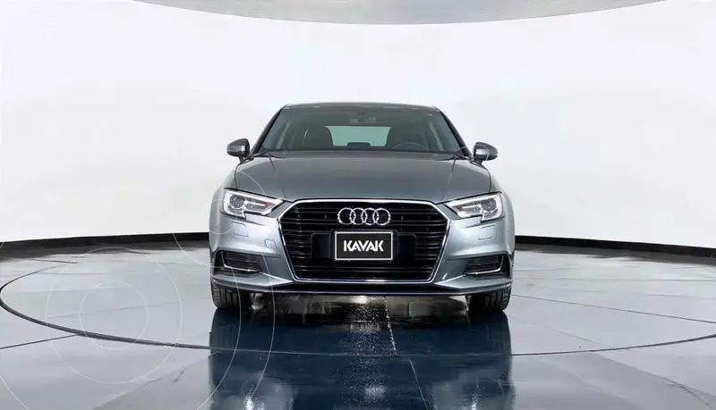 Foto Audi A3 Sedan Sedan 1.4L Select Aut usado (2018) color Cafe precio $399,999