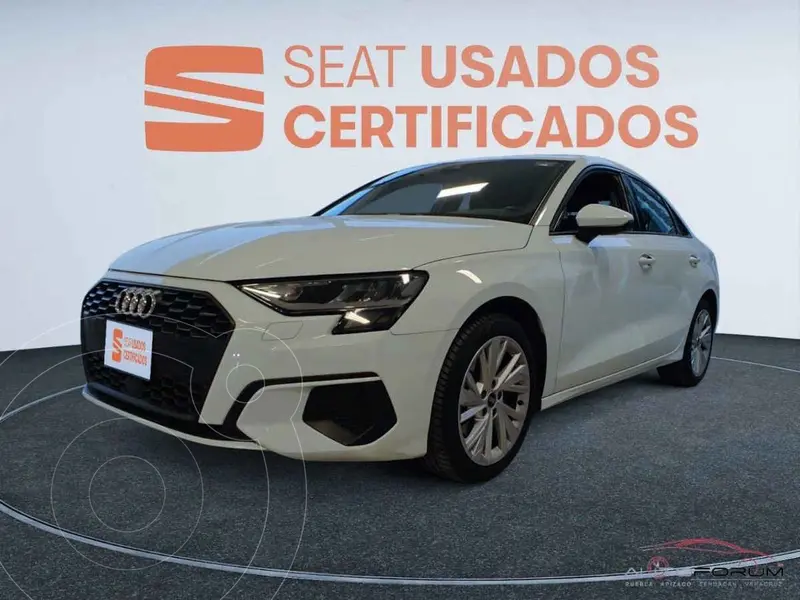 Foto Audi A3 Sedan 35 TFSI Dynamic usado (2023) color Blanco financiado en mensualidades(enganche $147,150 mensualidades desde $12,890)