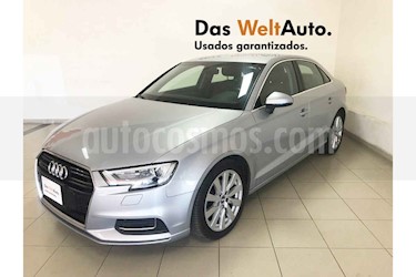 foto Audi A3 4p Sedan Dynamic L4/1.4/T Aut usado (2018) color Plata precio $371,168