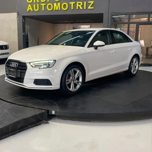 Foto Audi A3 1.4L Dynamic usado (2019) color Blanco financiado en mensualidades(enganche $39,812 mensualidades desde $8,394)