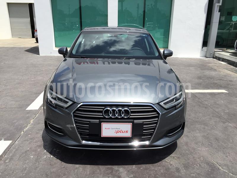 foto Audi A3 Sedán 35 TFSI Select Aut usado (2020) color Gris precio $504,900