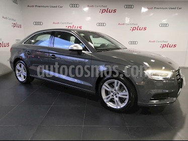 foto Audi A3 Sedán 40 TFSI Select Aut usado (2019) color Gris precio $468,000
