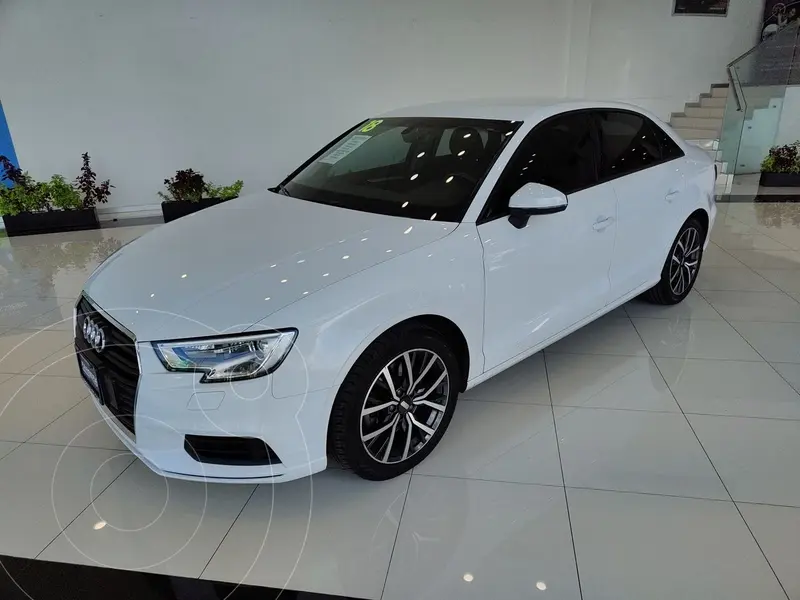Foto Audi A3 1.4L Dynamic usado (2018) color Blanco precio $387,000