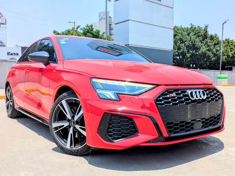 Foto Audi A3 2.0L S-Line Aut usado (2023) color Rojo precio $595,000