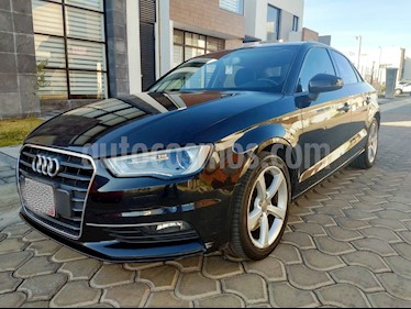 foto Audi A3 1.8T FSI Ambiente S-tronic usado (2014) color Negro Phantom precio $220,000