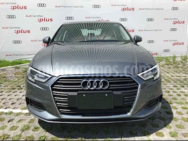 foto Audi A3 Sedán 2.0L Dynamic Aut usado (2018) color Gris precio $389,010