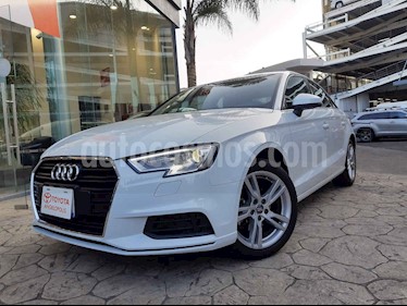 foto Audi A3 4p Sedan Dynamic L4/1.4/T Aut usado (2018) color Blanco precio $380,000