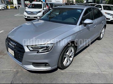 Audi A3 4p Sedan Dynamic L4/2.0/T Aut usado (2017) color Plata precio $305,000