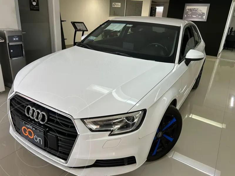 Foto Audi A3 1.4L Dynamic usado (2018) color Blanco financiado en mensualidades(enganche $91,288 mensualidades desde $6,981)