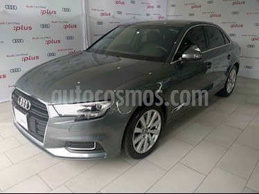 foto Audi A3 Sedán 2.0L Select Aut usado (2019) color Gris precio $470,000