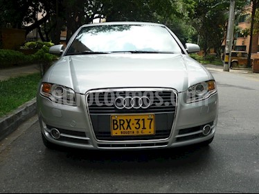 foto Audi A4 1.8L TFSI Multitronic Luxury usado (2005) color Gris Meteoro precio $20.000.000