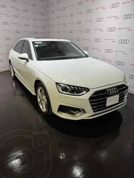 Foto Audi A4 40 TFSI Select usado (2022) color Blanco precio $580,000