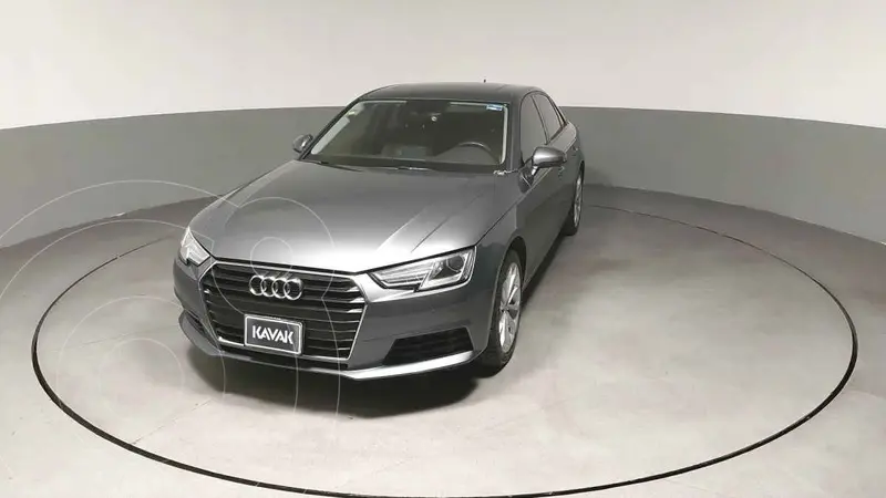 Foto Audi A4 2.0 T Dynamic (190hp) usado (2017) color Gris precio $363,999