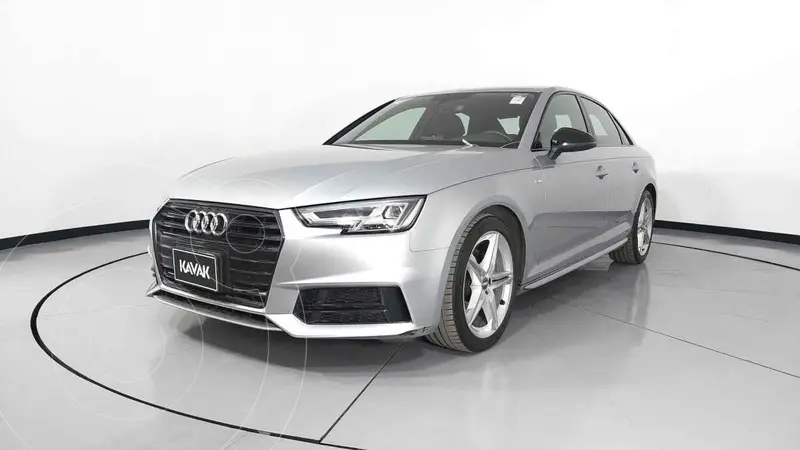Foto Audi A4 2.0 T Dynamic (190hp) usado (2018) color Negro precio $541,999