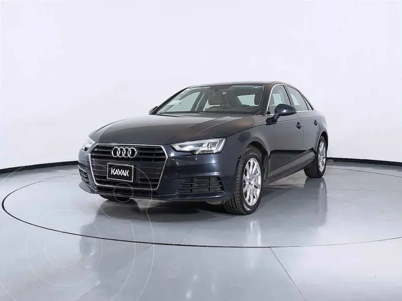Foto Audi A4 40 TFSI Select (190hp) usado (2017) color Cafe precio $346,999