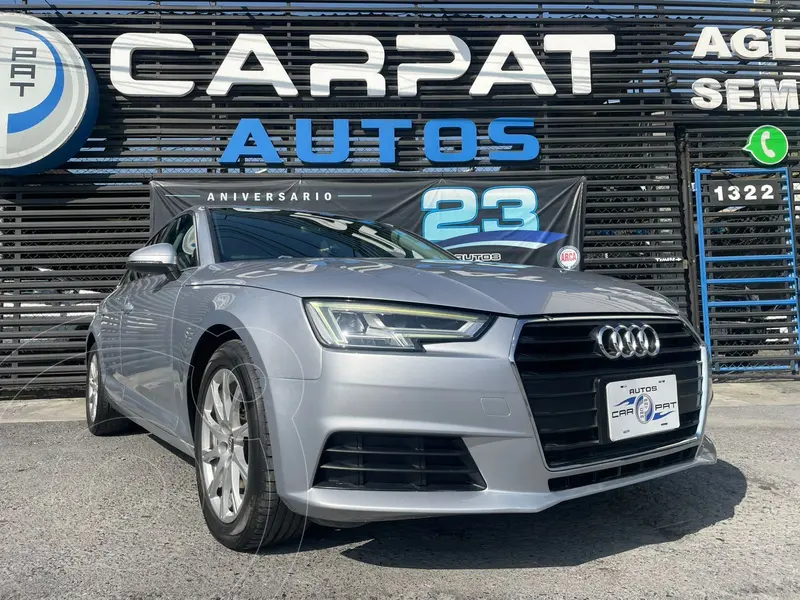 Foto Audi A4 2.0 T Select Quattro (252hp) usado (2017) color plateado precio $289,000