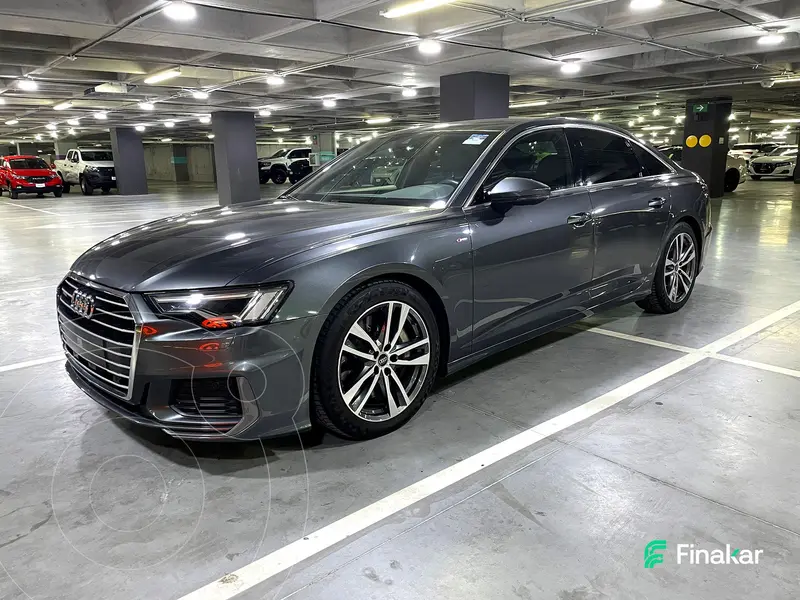 Foto Audi A6 3.0T S Line usado (2023) color Gris Oscuro precio $829,800