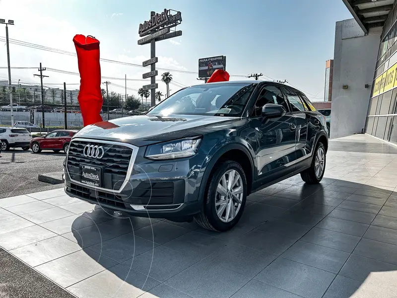 Foto Audi Q2 35 TFSI Dynamic usado (2020) color Gris Oscuro financiado en mensualidades(enganche $85,580 mensualidades desde $8,758)