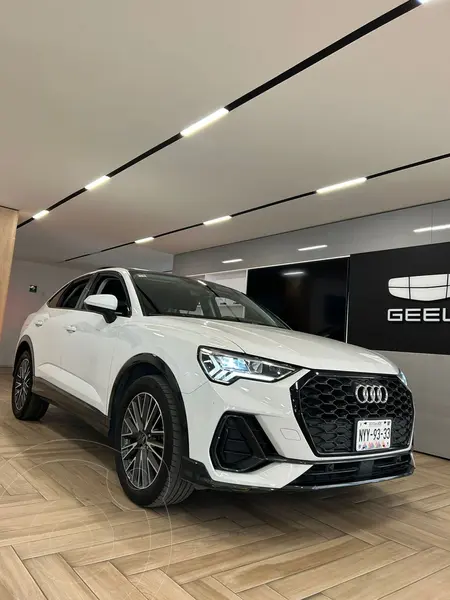 Foto Audi Q3 Sportback 35 TFSI Select usado (2021) color Blanco financiado en mensualidades(enganche $234,038 mensualidades desde $9,847)
