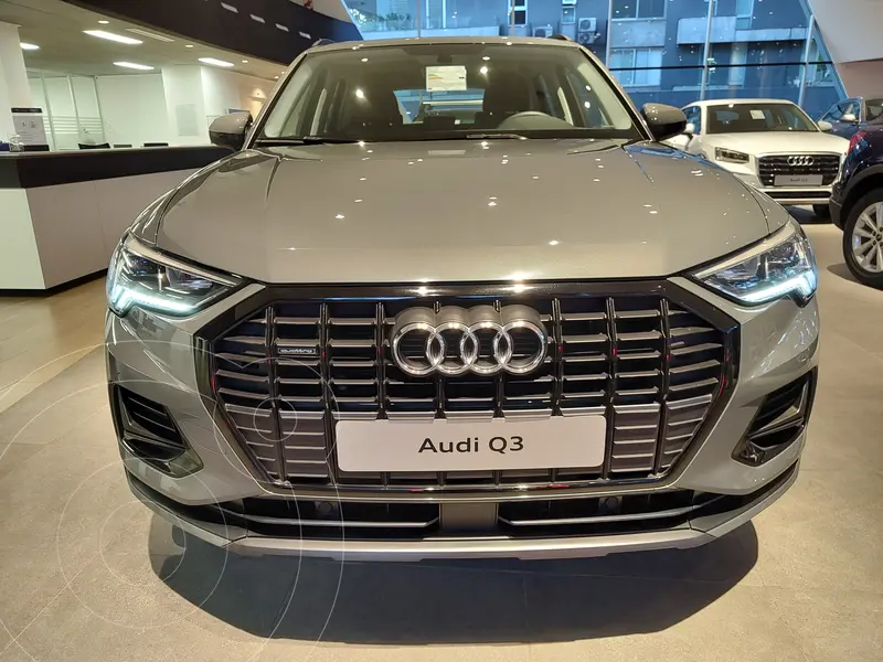 Foto Audi Q3 40 T FSI Quattro nuevo color Gris precio u$s75.000