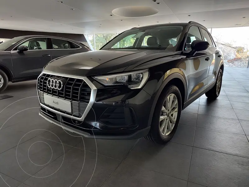 Foto Audi Q3 35 T FSI nuevo color Negro precio u$s51.000