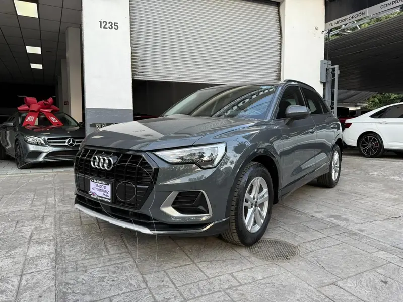 Foto Audi Q3 35 TFSI Dynamic usado (2021) color Gris Daytona precio $429,000