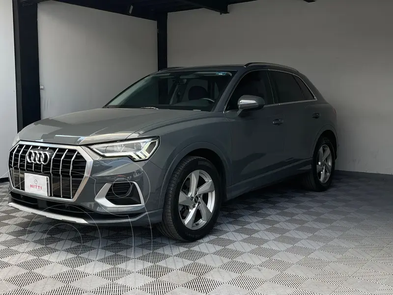 Foto Audi Q3 35 TFSI Select usado (2022) color Gris precio $509,000