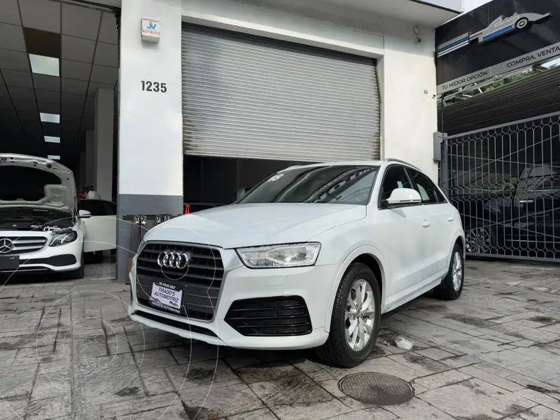 Foto Audi Q3 Select (150 hp) usado (2018) color Blanco precio $289,900