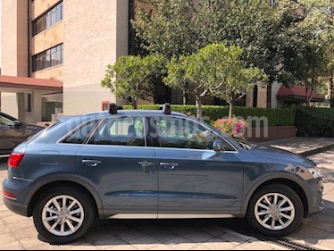 foto Audi Q3 Luxury (180 hp) usado (2016) color Azul Cobalto precio $330,000