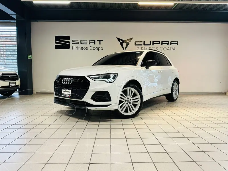 Foto Audi Q3 2.0T Select usado (2020) color Blanco Amalfi precio $619,999