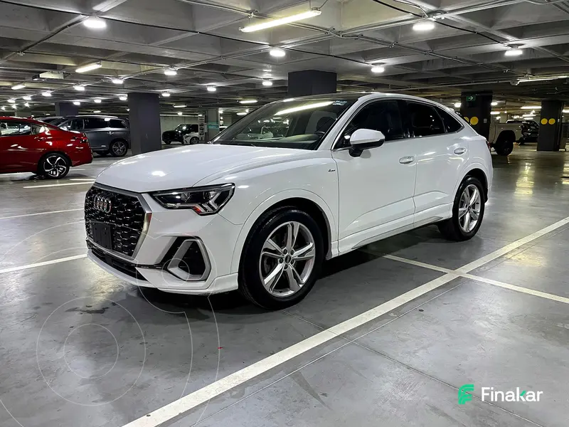 Foto Audi Q3 35 TFSI S Line usado (2021) color Blanco precio $625,000