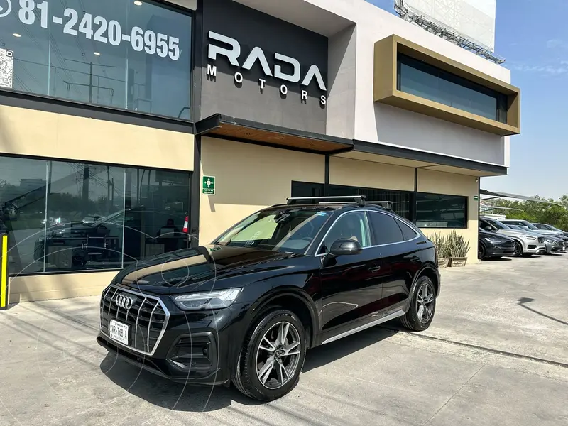 Foto Audi Q5 2.0T Select usado (2022) color Negro precio $849,800