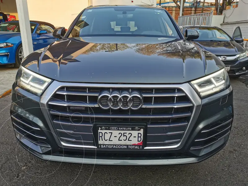 Foto Audi Q5 45 TFSI S Line usado (2019) color Negro financiado en mensualidades(enganche $183,750 mensualidades desde $18,325)