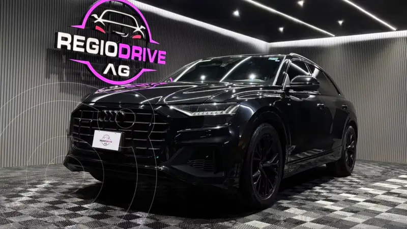 Foto Audi Q8 3.0T S Line usado (2022) color Negro financiado en mensualidades(enganche $359,970 mensualidades desde $25,616)