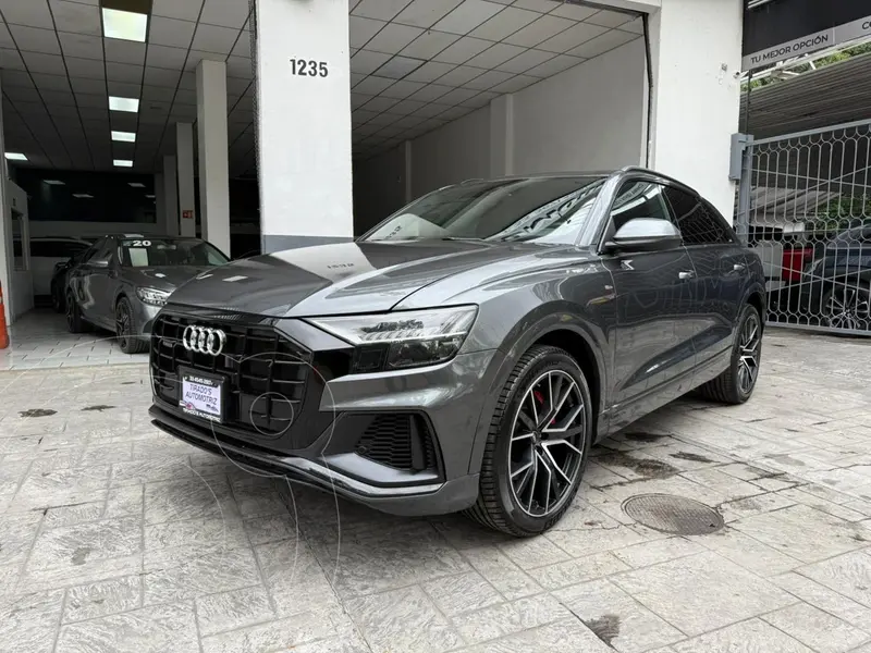 Foto Audi Q8 3.0T S Line usado (2022) color Gris precio $1,058,000