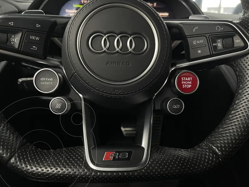 audi r8-coupe