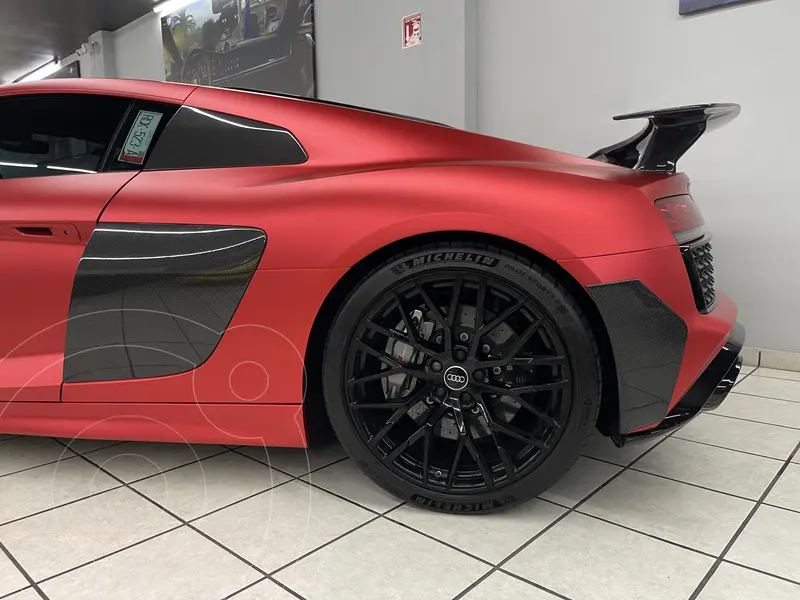 audi r8-coupe