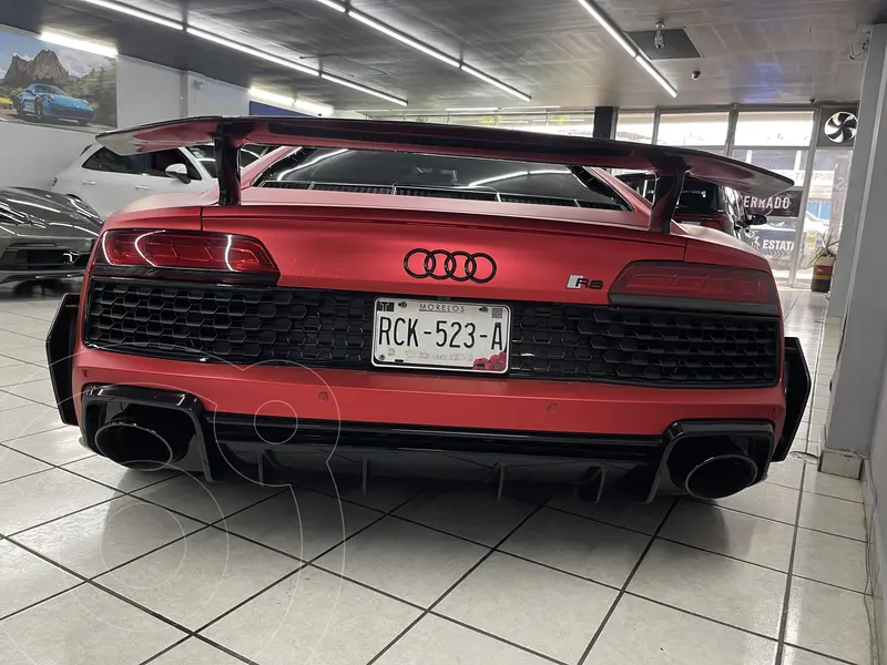 audi r8-coupe