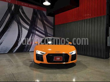 foto Audi R8 Spyder 5.2 FSI 540 hp usado (2017) color Naranja precio $2,199,000