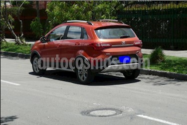 foto BAIC X25 1.5L Comfortable Aut usado (2017) color Rojo precio u$s10,200