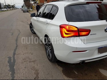 foto BMW Serie 1 118i Sport Line 5P usado (2017) color Blanco precio $1.990.000