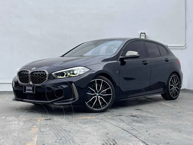 Foto BMW Serie 1 M135i xDrive usado (2023) color Negro financiado en mensualidades(enganche $162,360 mensualidades desde $16,017)