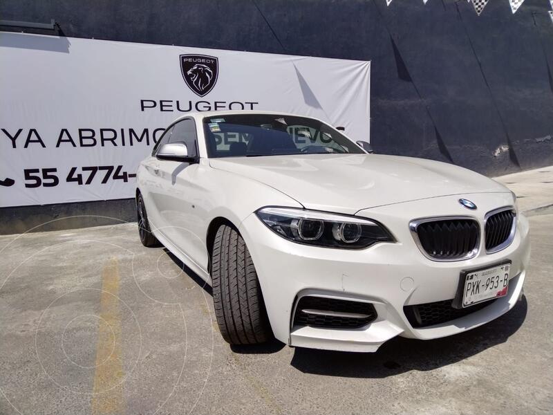 Foto BMW Serie 2 Coupe M240i usado (2019) color Blanco precio $698,000