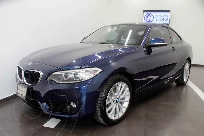 Foto BMW Serie 2 Coupe 220iA Aut usado (2016) color Azul financiado en mensualidades(enganche $75,800 mensualidades desde $8,748)