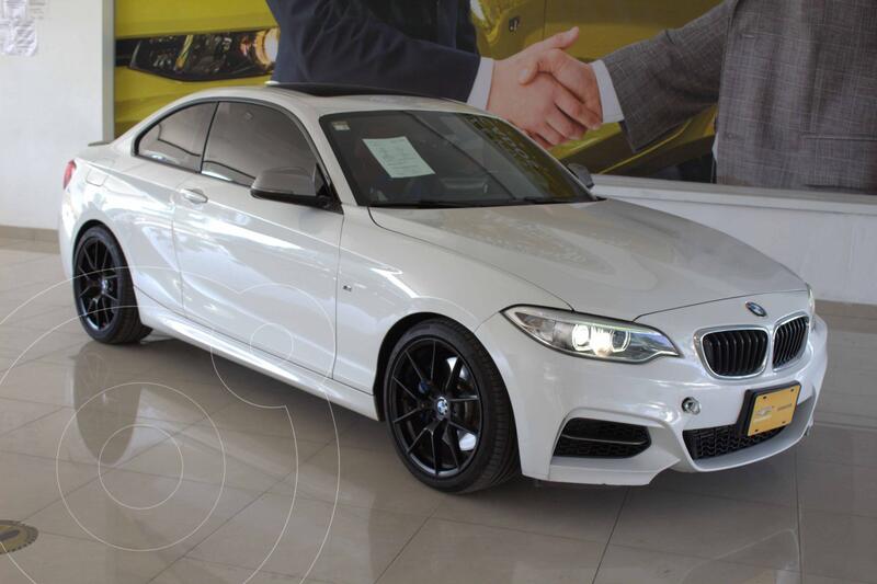 Foto BMW Serie 2 Coupe M235iA M Sport Aut usado (2015) color Blanco precio $480,000