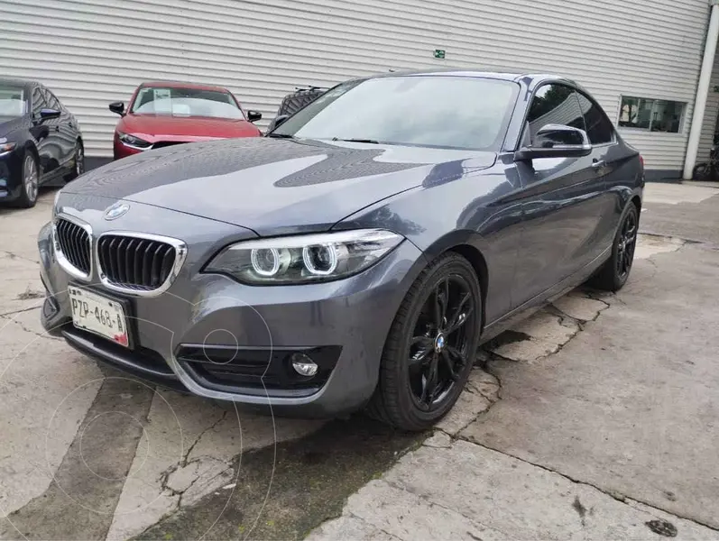Foto BMW Serie 2 Coupe 220iA Sport Line Aut usado (2019) color Gris precio $399,000